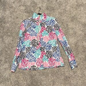 Women’s activewear pullover.